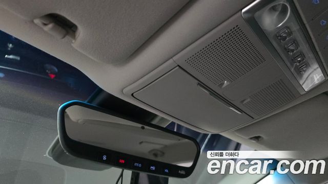 Genesis EQ900 2016 — photo 25