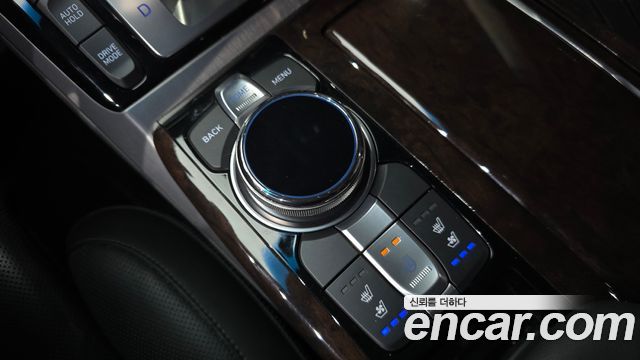Genesis EQ900 2016 — photo 33