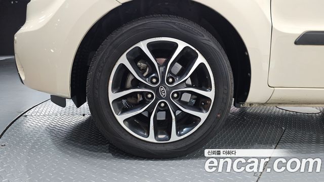 Kia Soul 2011 — photo 5