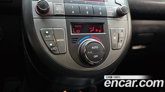 Kia Soul 2011 — photo 18