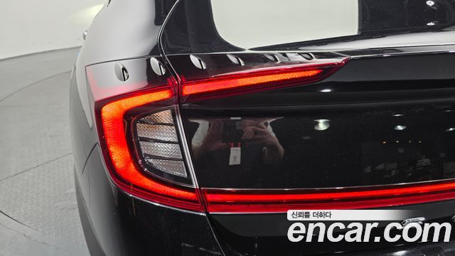 Hyundai Sonata 2022 — photo 9