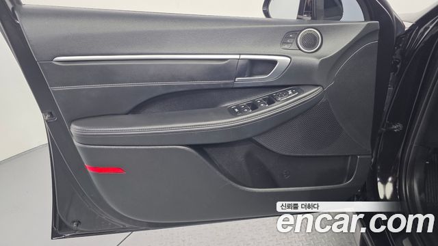 Hyundai Sonata 2022 — photo 14