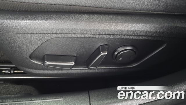 Hyundai Sonata 2022 — photo 31