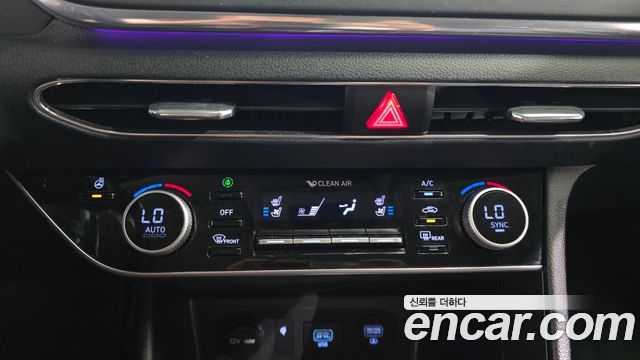 Hyundai Sonata 2022 — photo 32