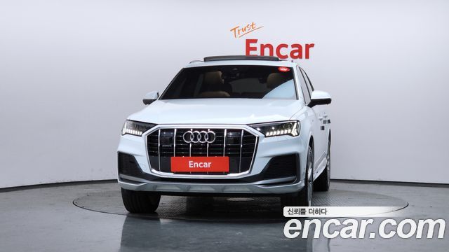 Audi Q7 2023 — photo 3
