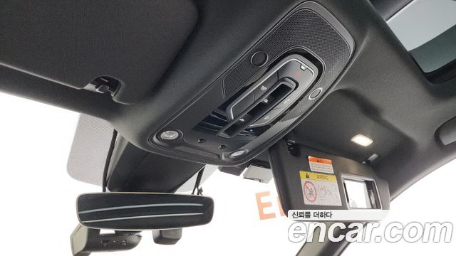 Audi Q7 2023 — photo 29