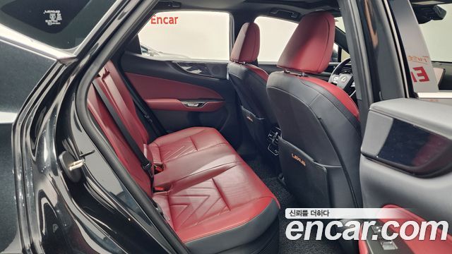 Lexus NX 2025 — photo 17