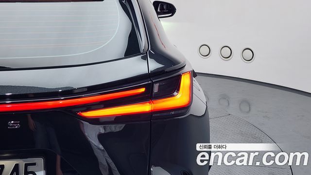 Lexus NX 2025 — photo 9