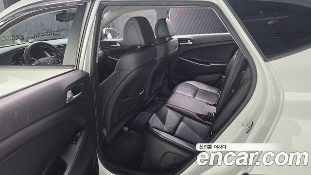 Hyundai Tucson 2017 — photo 16