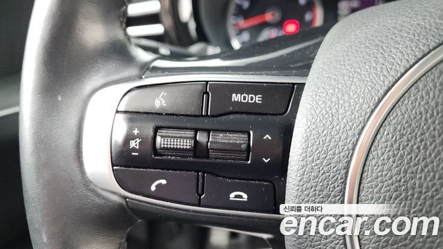 Kia K5 2021 — photo 22