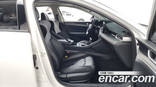 Kia K5 2021 — photo 16