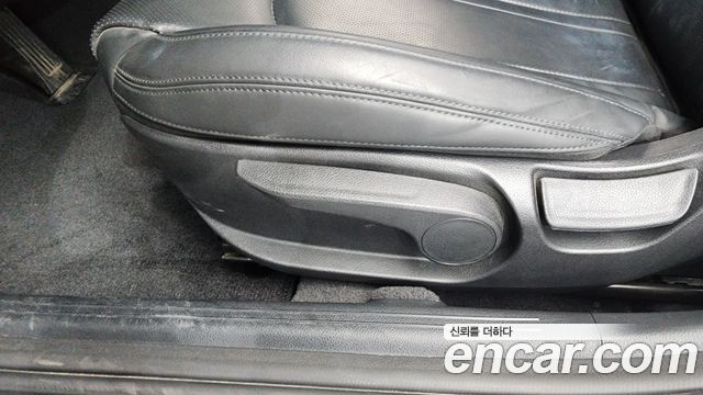 Kia K5 2021 — photo 31
