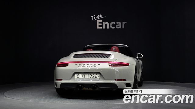 Porsche 911 2018 — photo 4