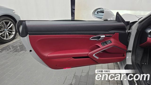 Porsche 911 2018 — photo 14