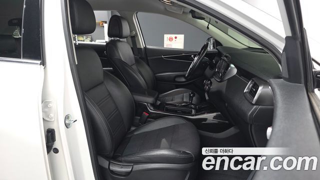 Kia Sorento 2017 — photo 11