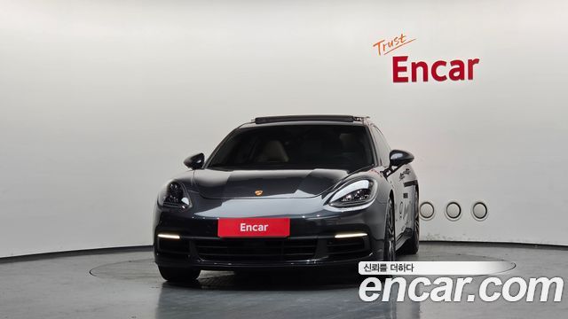 Porsche Panamera 2018 — photo 3