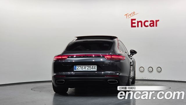 Porsche Panamera 2018 — photo 4