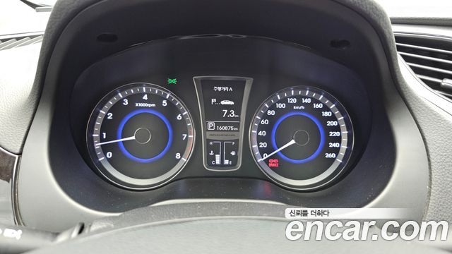 Hyundai Grandeur 2014 — photo 11
