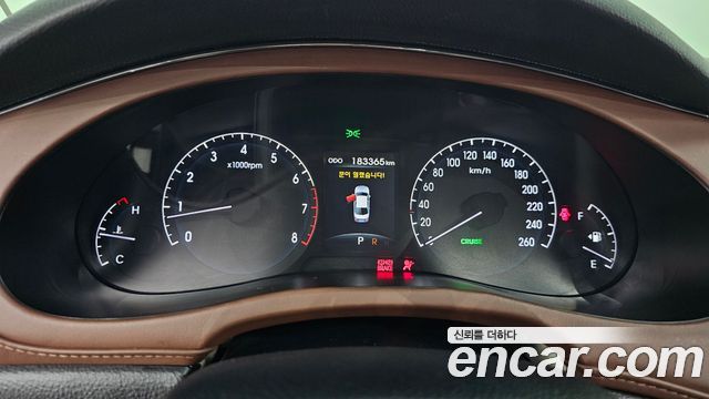 Hyundai Genesis 2011 — photo 8