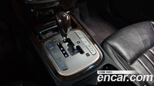 Hyundai Genesis 2011 — photo 9
