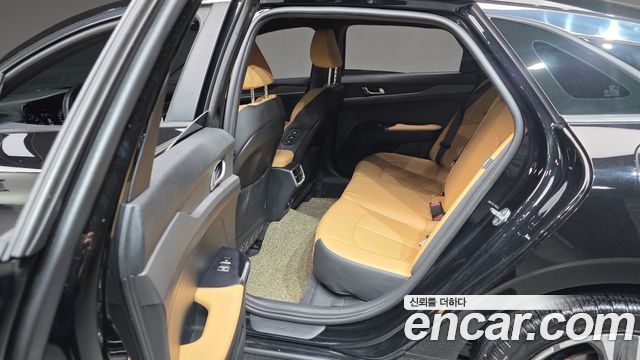 Kia K5 2021 — photo 31