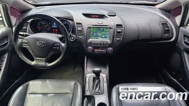 Kia K3 2015 — photo 7