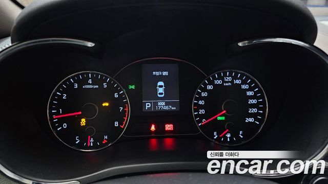 Kia K3 2015 — photo 8
