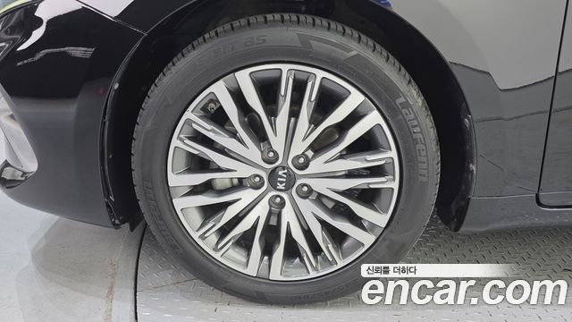 Kia K7 2020 — photo 5