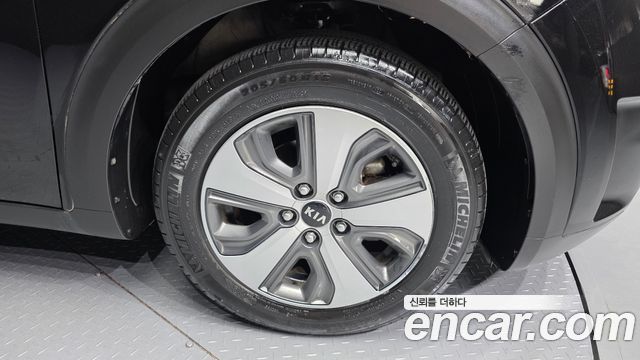 Kia Niro 2018 — photo 5