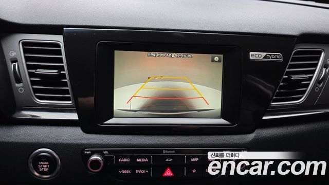 Kia Niro 2018 — photo 15