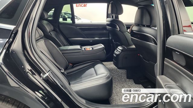 Genesis G90 2022 — photo 11