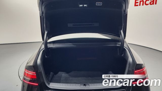 Genesis G90 2022 — photo 18