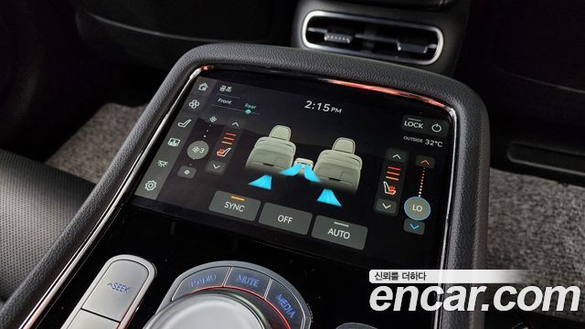 Genesis G90 2022 — photo 19