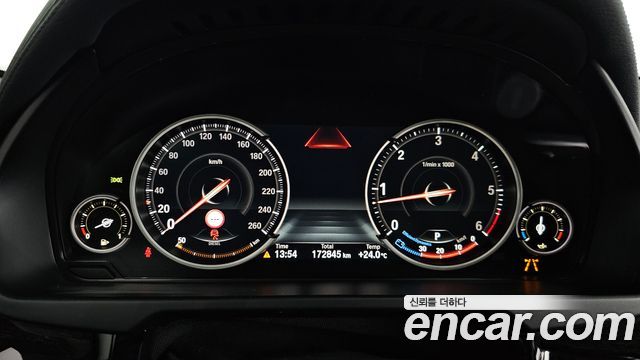 BMW X6 2019 — photo 8