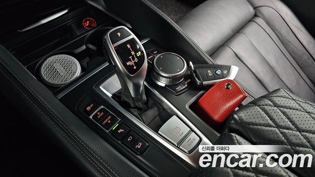 BMW X6 2019 — photo 9