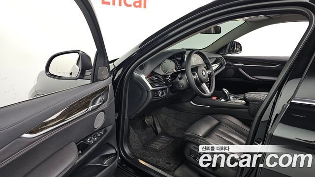 BMW X6 2019 — photo 10