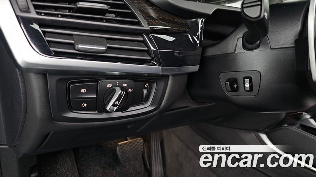 BMW X6 2019 — photo 18