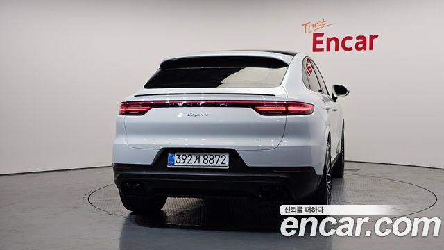 Porsche Cayenne 2021 — photo 4