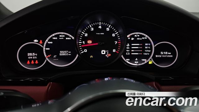 Porsche Cayenne 2021 — photo 11