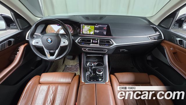 BMW X7 2021 — photo 10