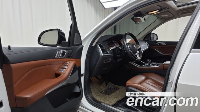BMW X7 2021 — photo 13