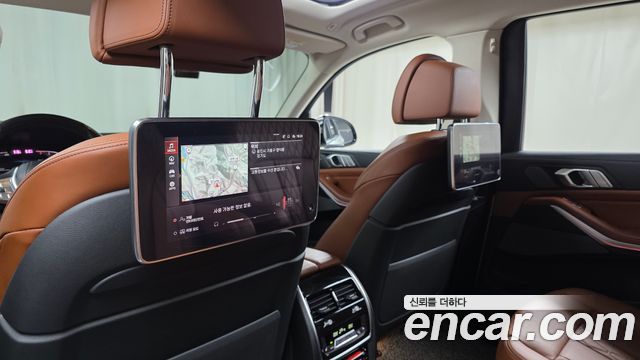 BMW X7 2021 — photo 19