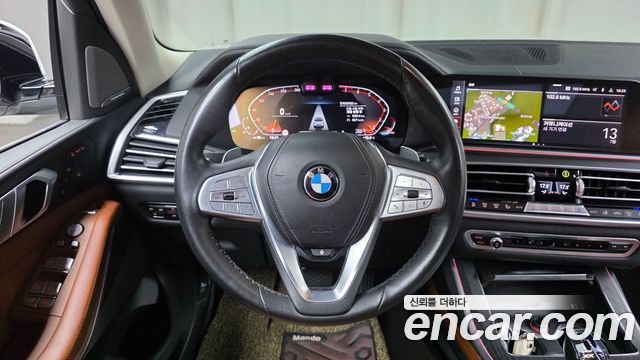 BMW X7 2021 — photo 21