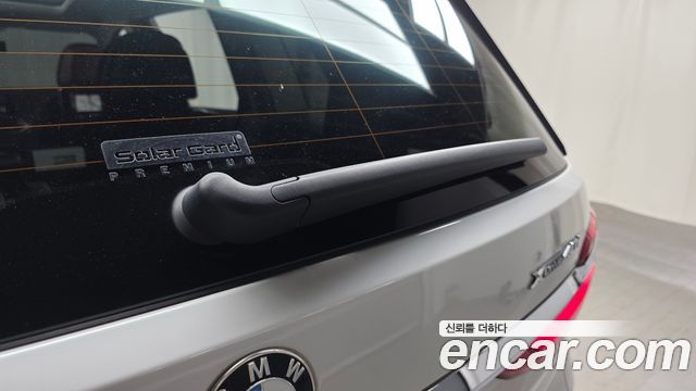 BMW X7 2021 — photo 28