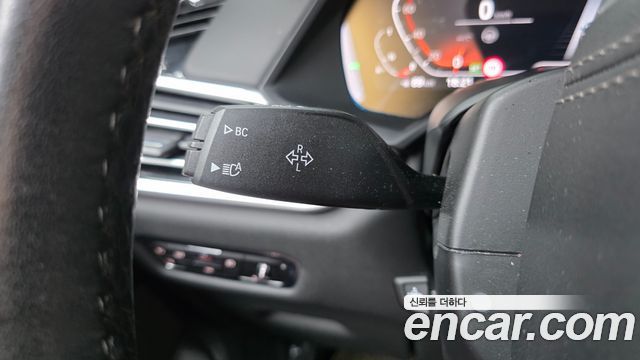 BMW X7 2021 — photo 29