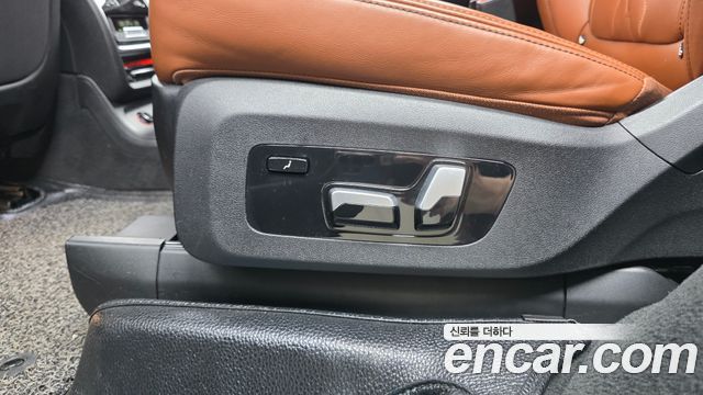 BMW X7 2021 — photo 30