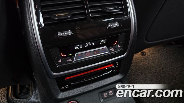 BMW X7 2021 — photo 33