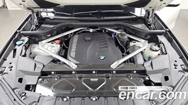 BMW X5 2026 — photo 6