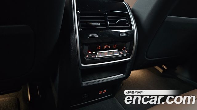 BMW X5 2026 — photo 31