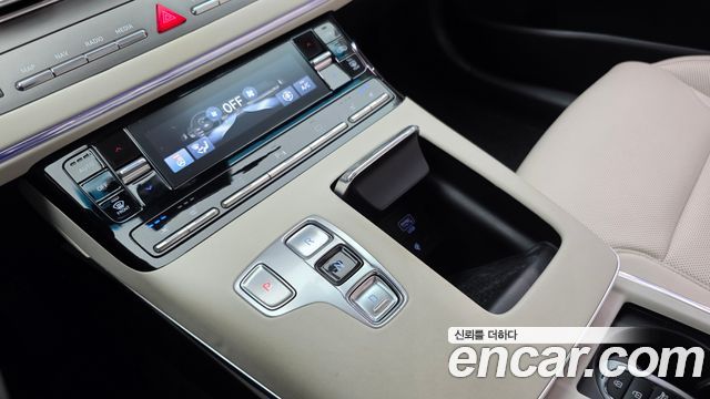 Hyundai Grandeur 2023 — photo 9